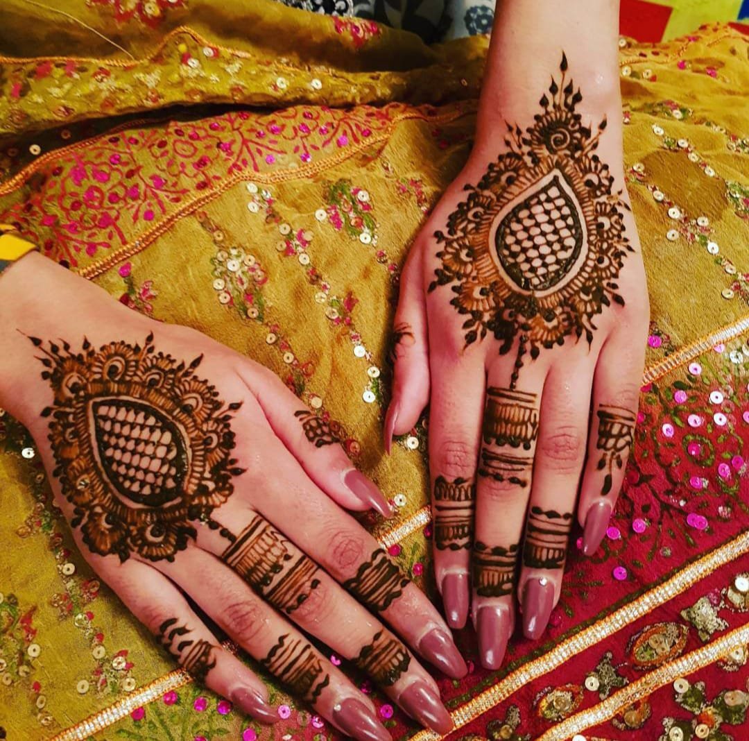 Royal Front Hand Mehndi Design -Best 50+ Design Ideas