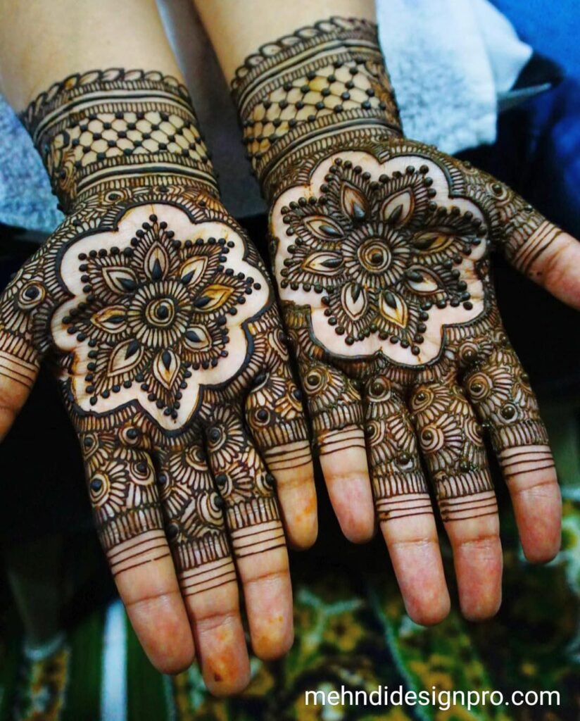 10 Easy Mehendi Designs For Eid Al-Adha