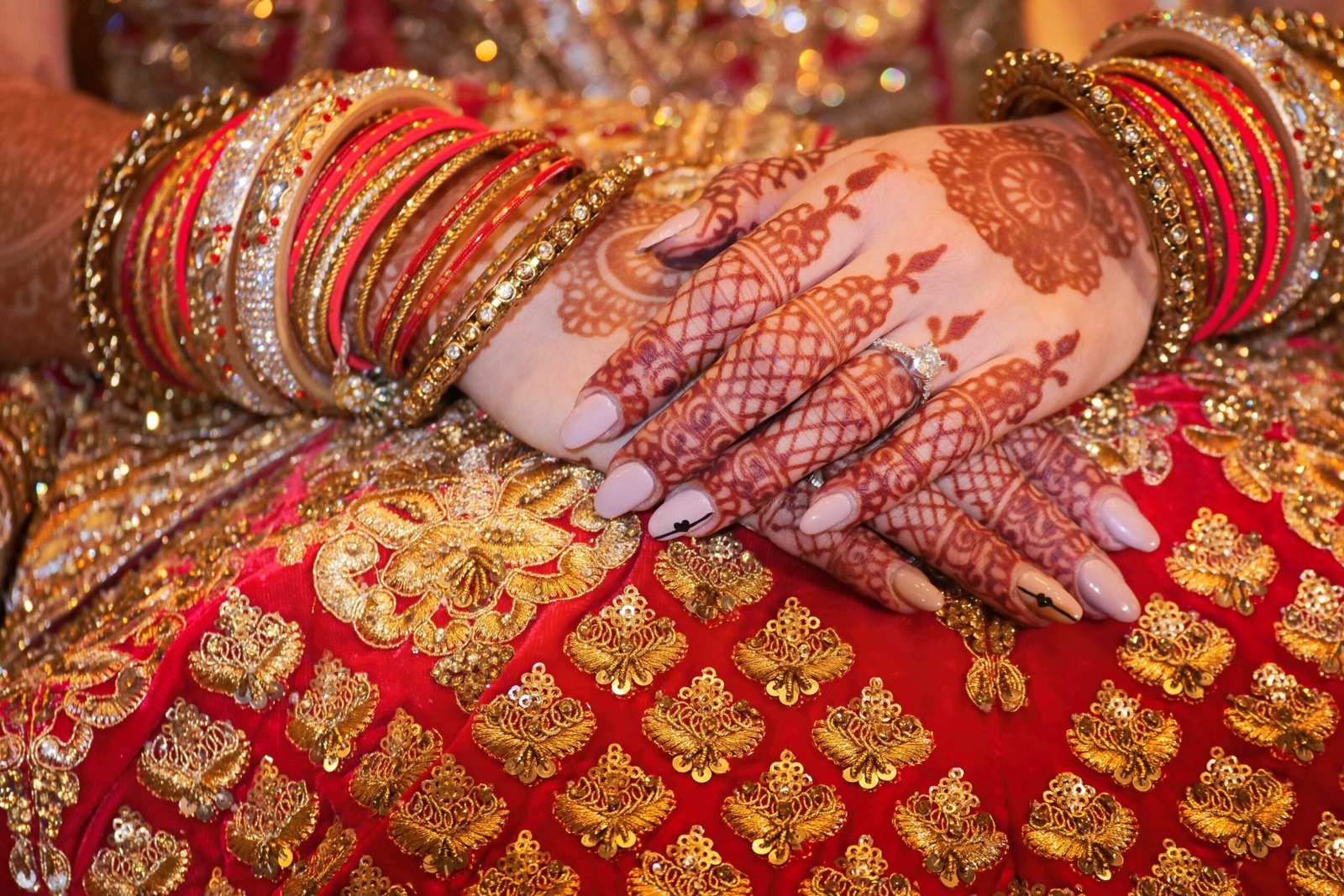 Hand with Mehndi stock photo. Image of arabic, bride - 37391850