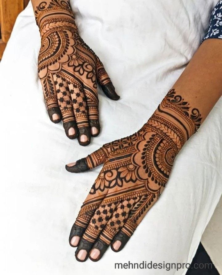 Modern Front Hand Mehndi Design