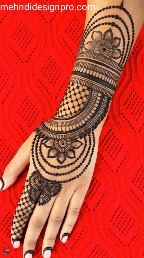 160+ Simple Mehndi Designs Perfect For Minimalist Brides! - ShaadiWish