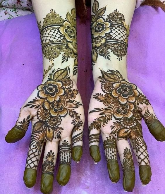 Beautiful dubai front hand mehndi ddesigns collections 2022 | Rose mehndi  designs, Mehndi designs, Circle mehndi designs