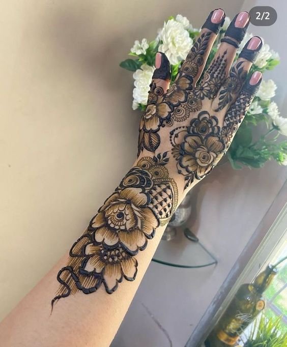 Rose flower mehndi design
