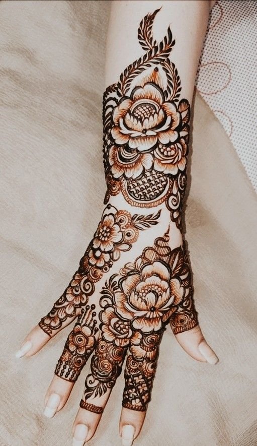 back hand rose 🌹 mehndi design Images • Akmal shaikh (@akmal2010) on  ShareChat