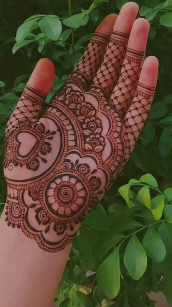 Simple mehndi design