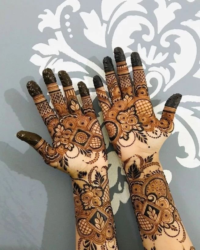 Bracelet Mehndi Design