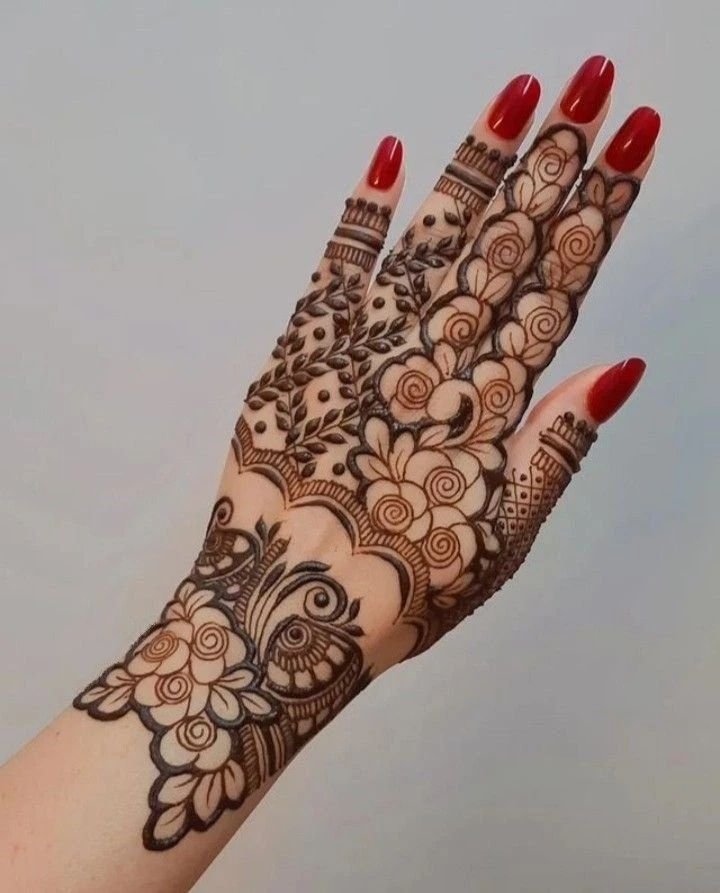 Bracelet Mehndi Design