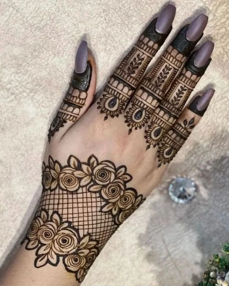 Bracelet Mehndi Design