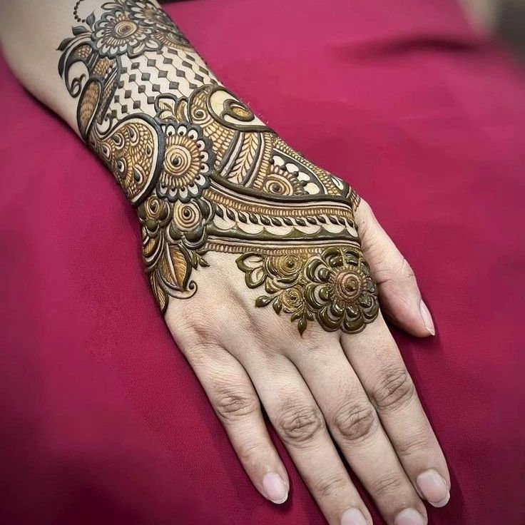 Bracelet Mehndi Design