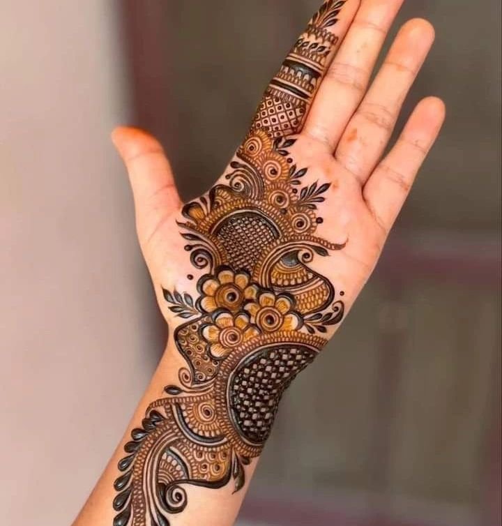 Bracelet Mehndi Design