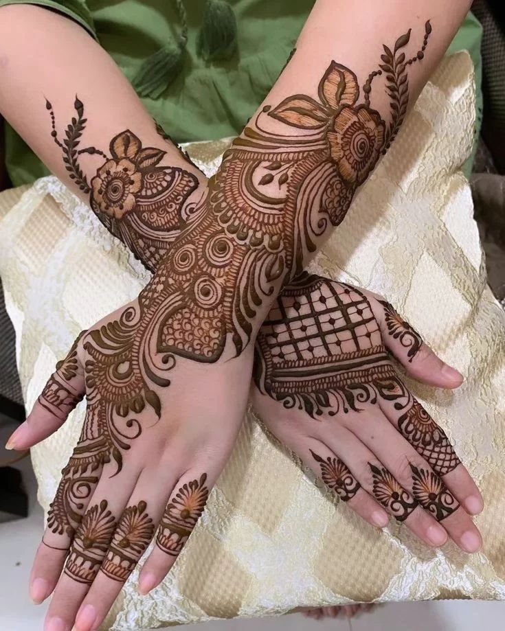 Bracelet Mehndi Design