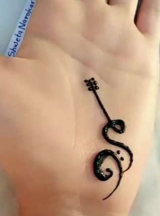 Cute mehndi design for kids