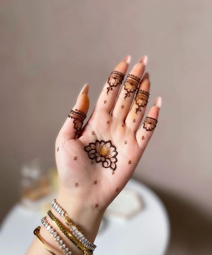 Cute mehndi design for kids