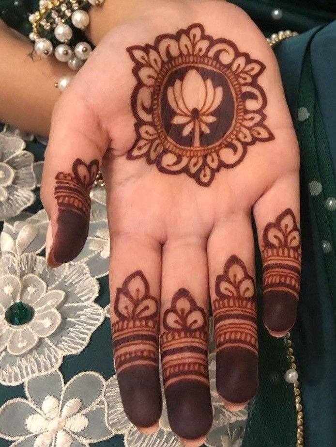 Cute mehndi design for kids