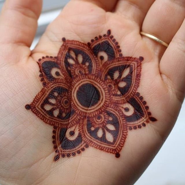 Mehndi design for kids