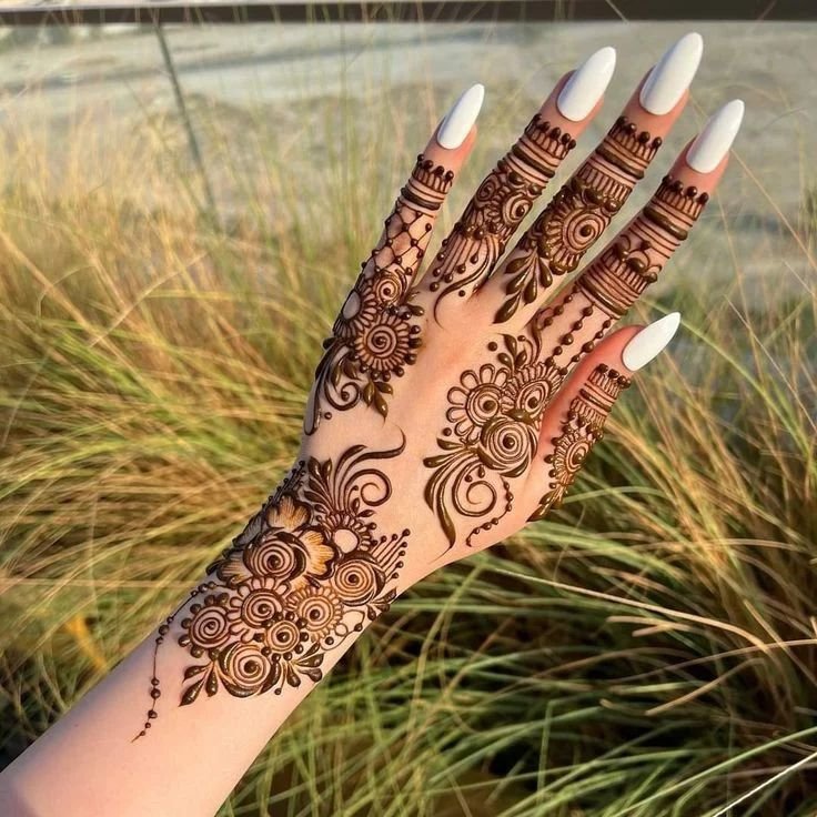 Front Hand Mehndi Design