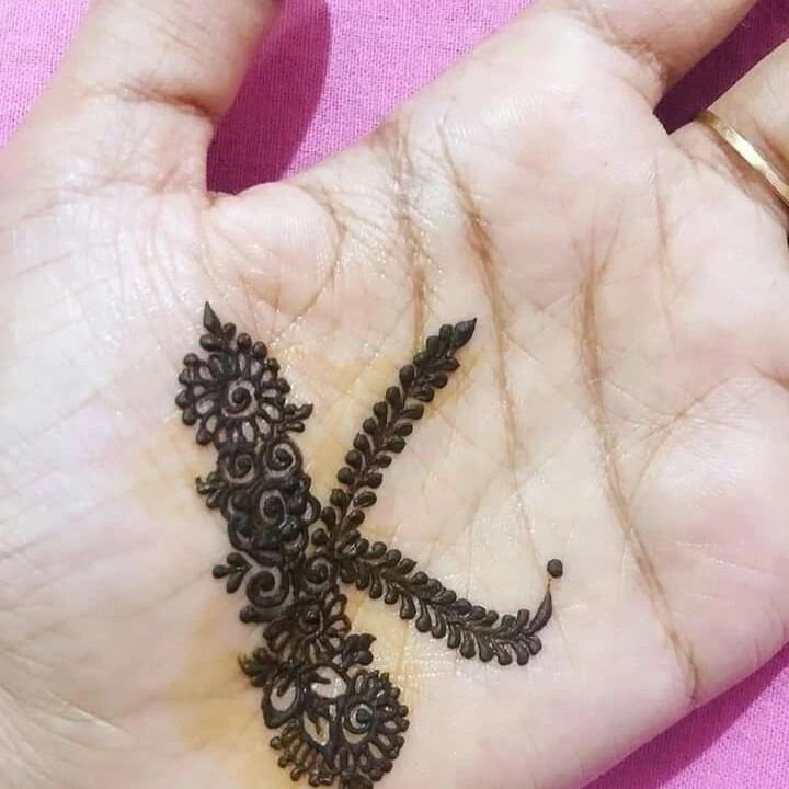 Front Hand Mehndi Design