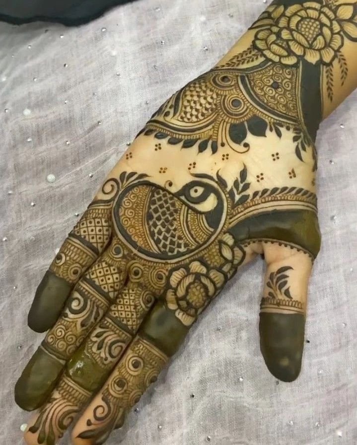 Front Hand Mehndi Design