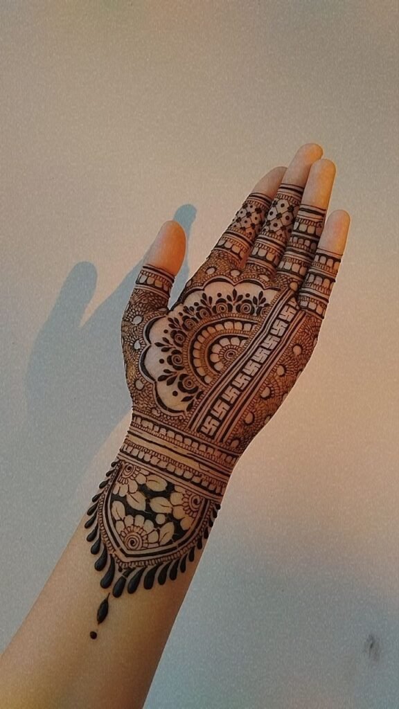 Mehndi Designs-मेहंदी डिज़ाइन 