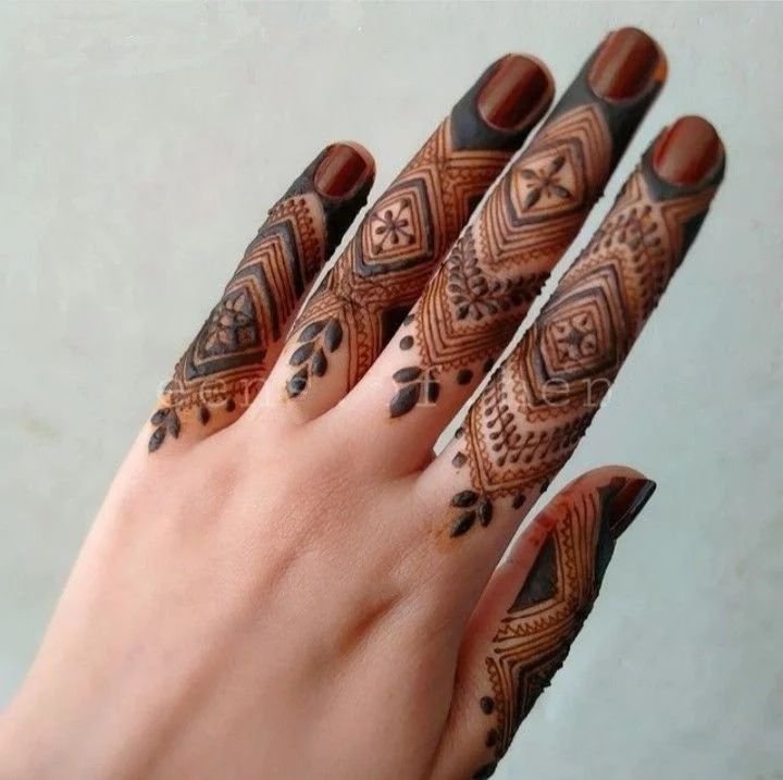 Ring Ceremony Mehndi Designs