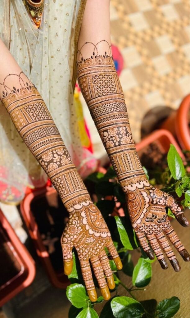 Simple Mehndi Designs