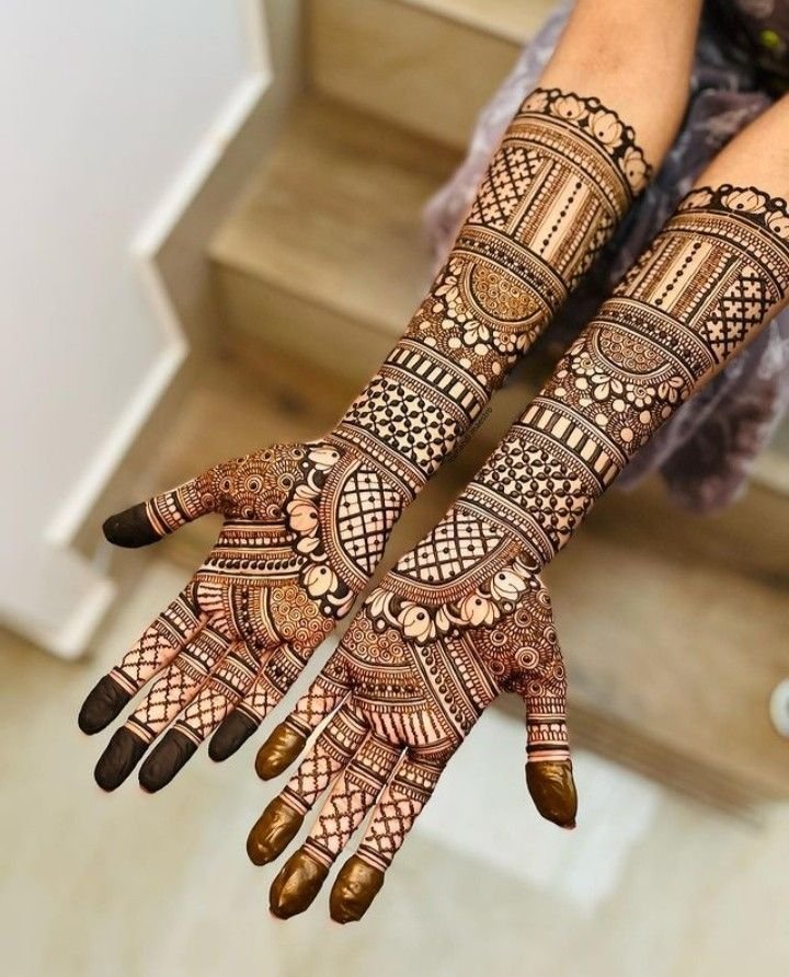 Simple Mehndi Designs