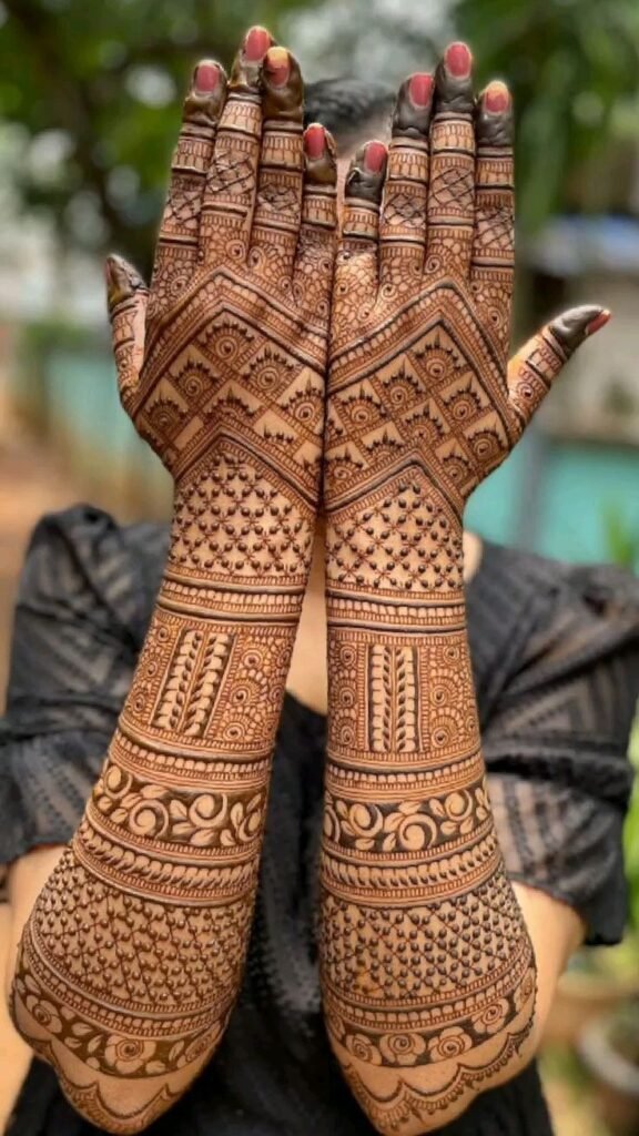 Simple Mehndi Designs